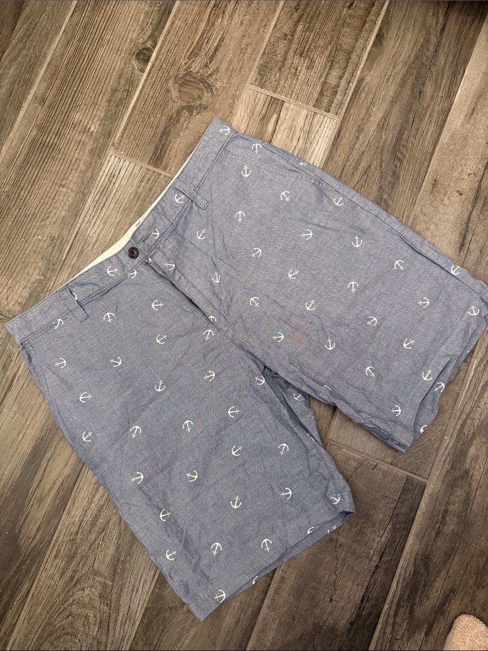 Dockers White Flat-Front Shorts with Navy Trim
